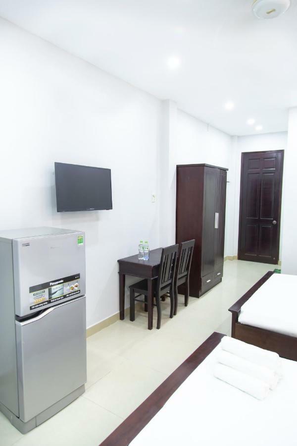 Hotel Tan Son Nhat Airport And Ho Chi Minh City