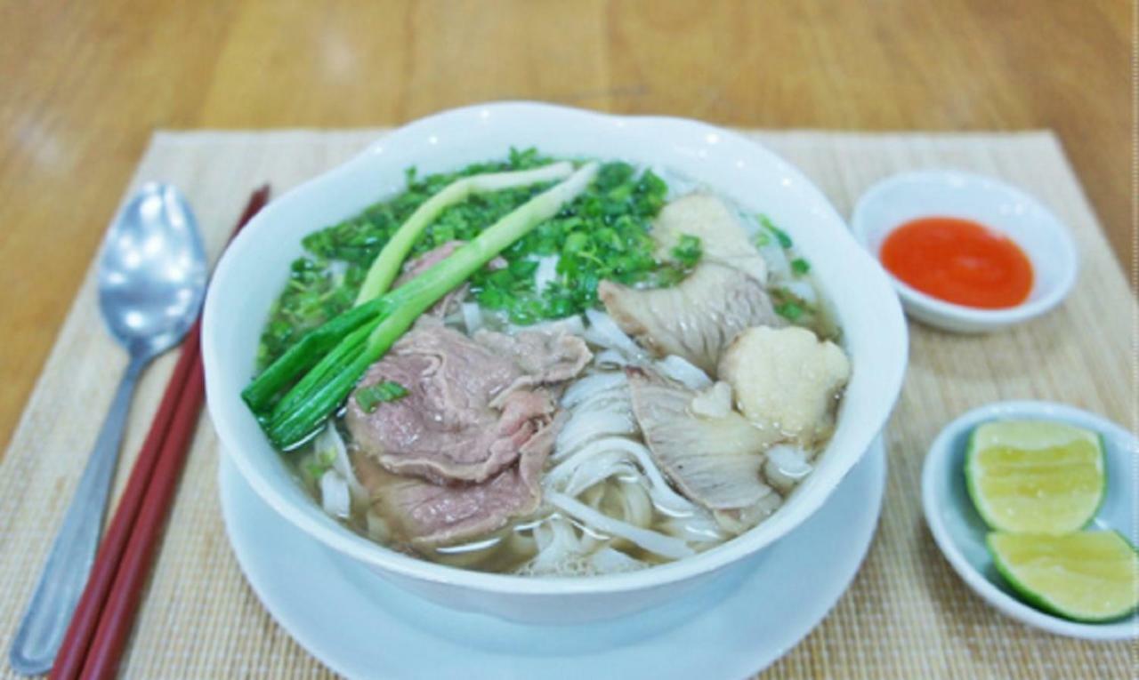 Hotel Tan Son Nhat Airport And Cidade de Ho Chi Minh