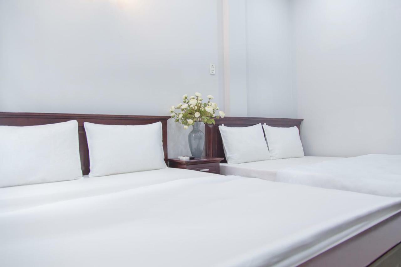 Hotel Tan Son Nhat Airport And *